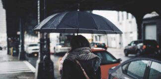 Czy przepisy gwarantują nam wystarczającą ochronę informacji poufnych? Czy przepisy gwarantują nam wystarczającą ochronę informacji poufnych?