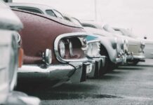 Zmiany w zakresie leasingu i użytkowania firmowych samochodów osobowych od 1.01.2019 r. Samochody ustawione na parkingu