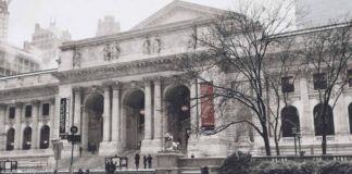 Podatki – zmiany 2019-2020 ludzie udają się do urzędu skarbowego, w celu złożenia deklaracji podatkowych